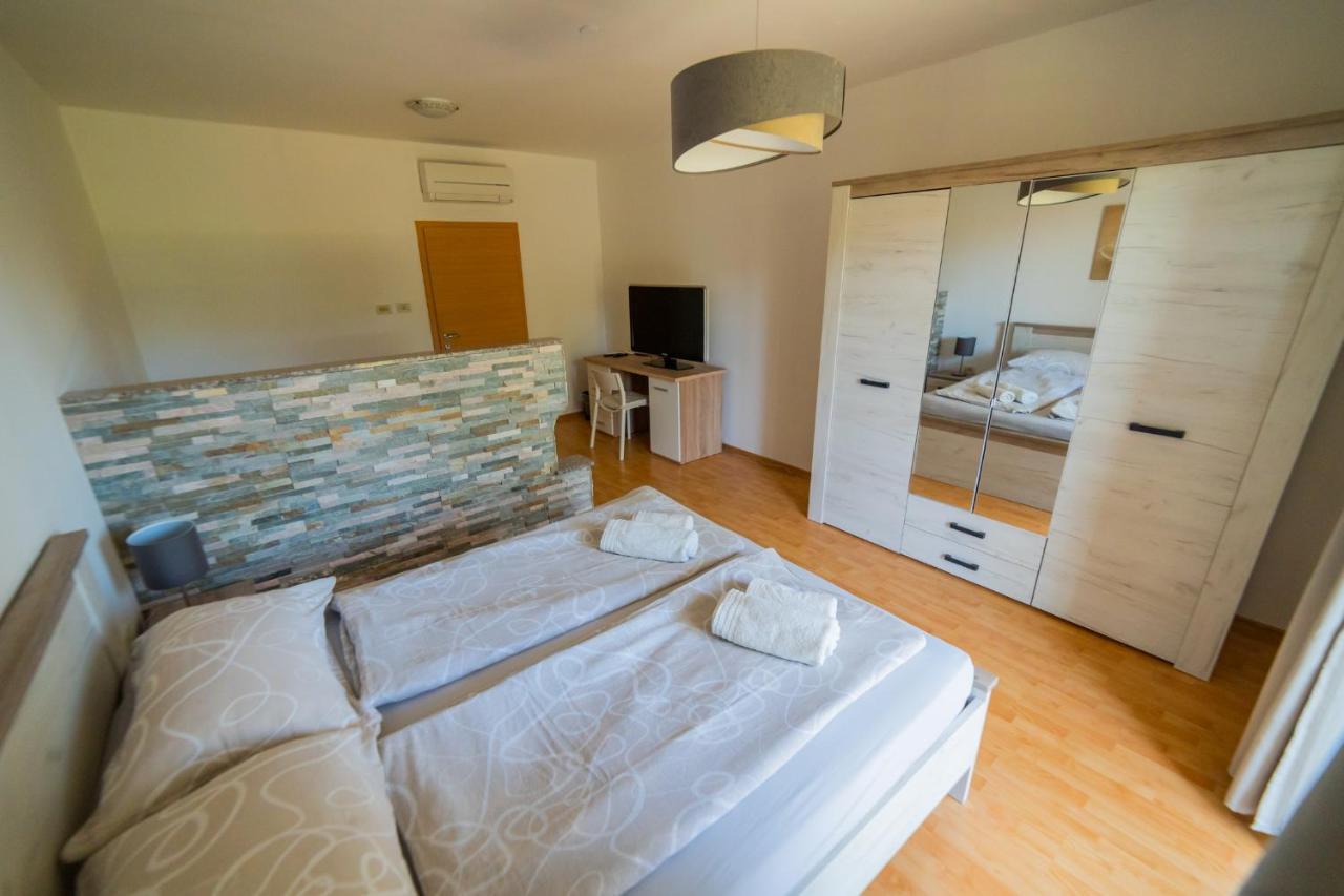 Harmony Inn Apartments Порторож Екстериор снимка